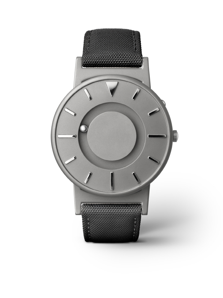 Bradley Black - taktilt armbåndsur med lenke, fra EONE - Bilde 23